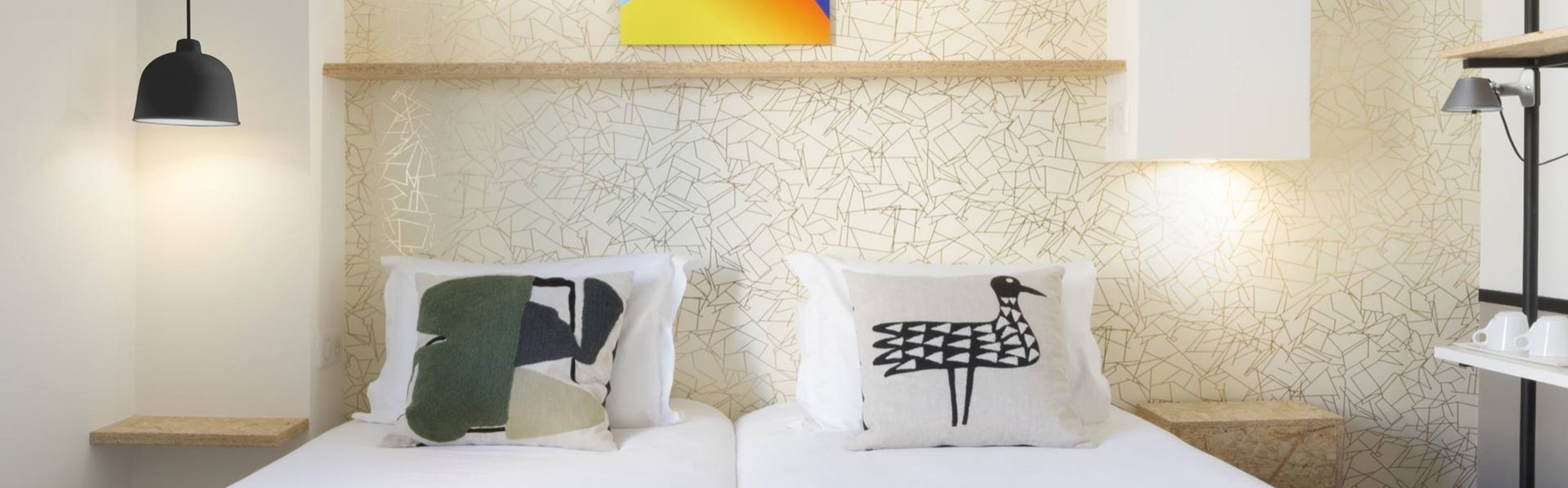 Hotel Izzy - Habitación